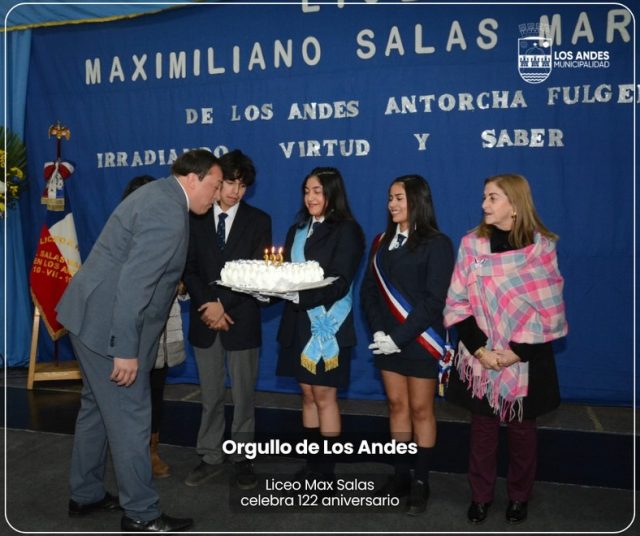 Con mucha nostalgia celebramos un nuevo aniversario del querido Liceo Maximiliano Salas Marchán ❤️ Que cada generación de maxsalinos siga dejando huella, llevando el nombre de su liceo con orgullo donde quiera que vaya. ¡Feliz aniversario a toda su comunidad!