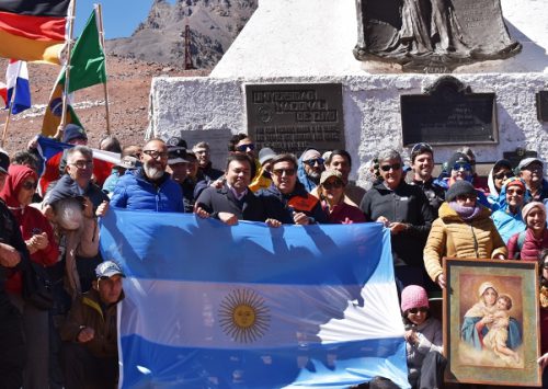 Se celebraron 120 años del monumento Cristo Redentor entre andinos y mendocinos