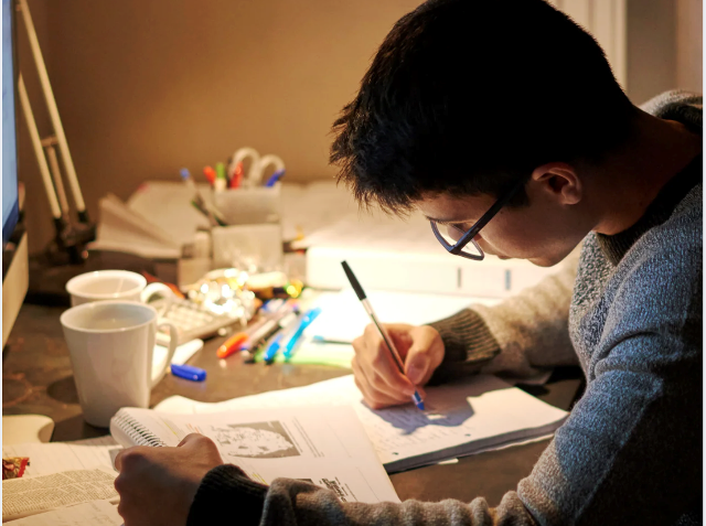 Se abre postulación a Becas de Educación Superior 2026