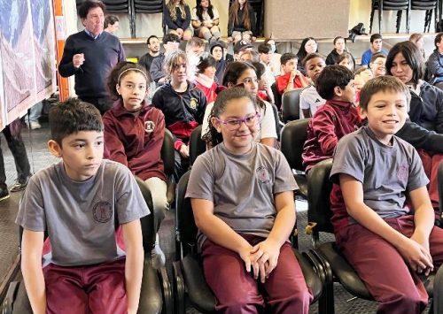 Municipio andino concientiza a estudiantes en el Día Nacional de los Glaciares y Día Mundial del Agua