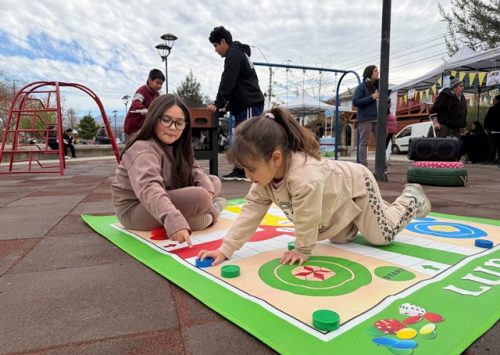 Feria de Servicios Infancia y Familia acercó atención municipal a vecinos de Villa Los Acacios