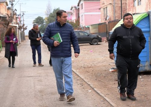 Seguridad Pública de Los Andes se reúne con dirigentes de Villa Alto Aconcagua