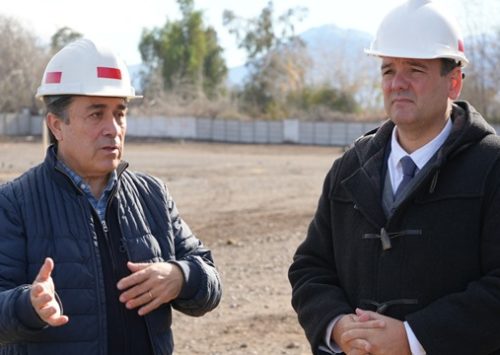 Alcalde Rivera y autoridades regionales visitaron avances del futuro Polideportivo de Los Andes